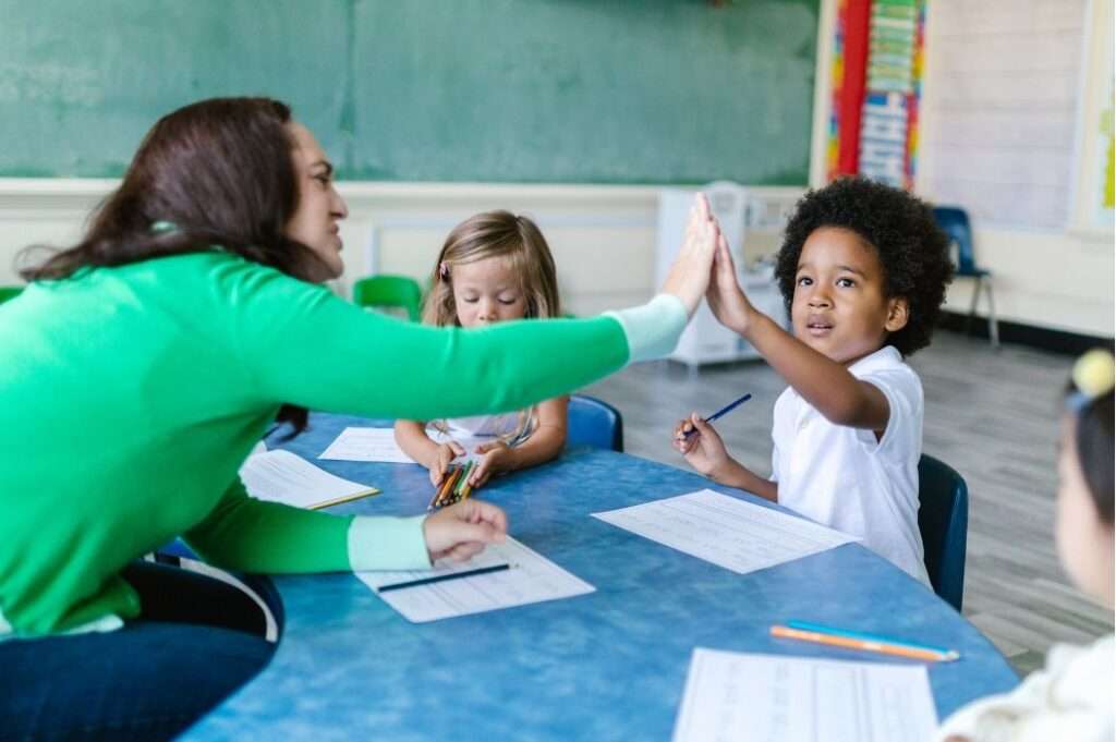 para working with students
