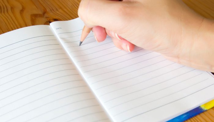 taking notes writing (5)